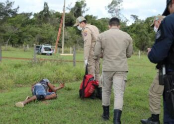 Jovem é espancado por moradores após ser confundido com Lázaro