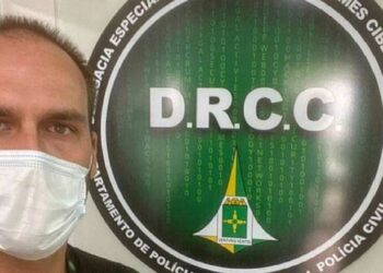Eduardo Bolsonaro denuncia ameaças sofrida pela filha na internet