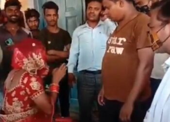 Homem se veste de mulher para acompanhar casamento da amante e acaba descoberto