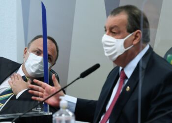 Omar Aziz diz que depoimento de Pazuello foi  mais ‘sonso e dissimulado’ até agora na CPI da Pandemia