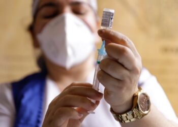 32 horas de imunização: viradão da vacina começa neste sábado em Manaus