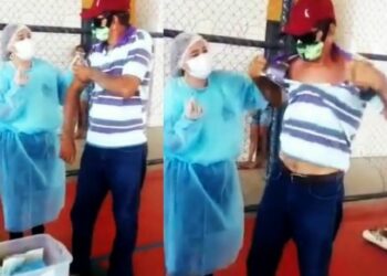 Homem rasga a camisa para ser vacinado logo e diverte a internet