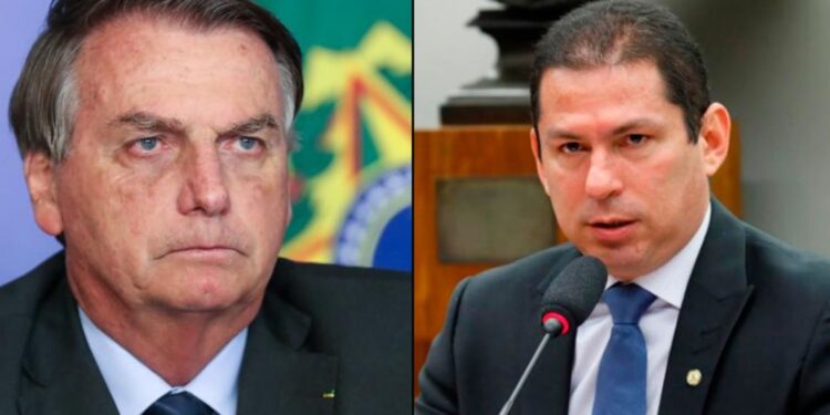 Bolsonaro culpa Marcelo Ramos por aprovação do aumento do Fundo Eleitoral