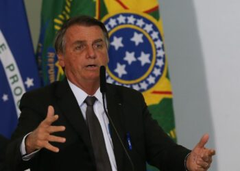 Bolsonaro diz que vai vetar aumento de R$5,7 bilhões do Fundo Eleitoral
