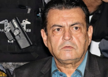 Bonates entrega cargo de secretário de Segurança do AM para cuidar da saúde