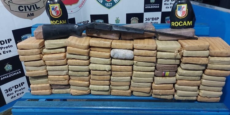 Homem é preso com 95 quilos de maconha em sítio no Rio Preto da Eva