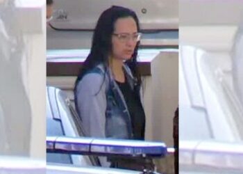 Esposa do PM suspeito de matar Marielle Franco é presa por tráfico internacional de armas