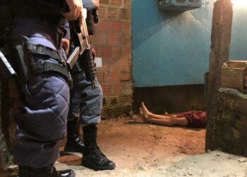 Carro usado por motorista de app assassinado no Novo Aleixo é recuperado pela PM