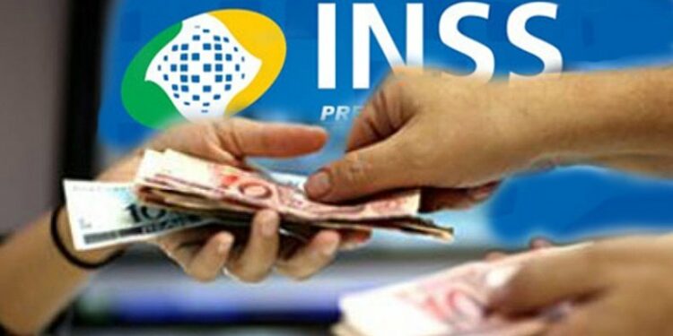 INSS finaliza pagamento da antecipação do 13º salário nesta quarta