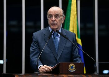 José Serra recebe alta após 18 dias internado por complicações da Covid-19