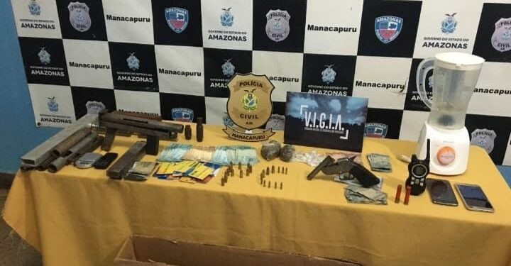 Cinco pessoas são presas por envolvimento no tráfico de drogas de Manacapuru