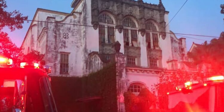 Mansão de Beyoncé pega fogo, nos Estados Unidos
