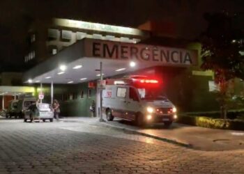 ‘Olha a faca’: mulher tenta matar marido a facadas na zona Norte de Manaus