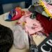 Mulher é presa ao tentar furtar roupas de loja, no Jorge Teixeira