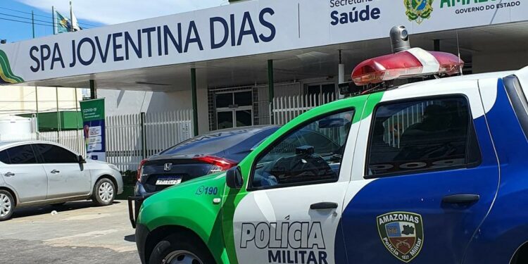 Homem é baleado na cabeça dois dias após sofrer atentado, na Compensa