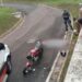 Motoqueiro perde a direção, bate em muro e acaba morrendo, no São Raimundo