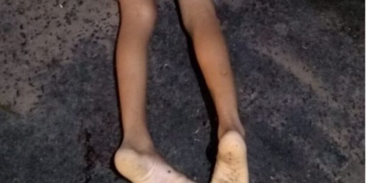 Adolescente é executado com oito tiros na calada da noite, em Manaus