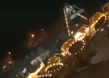 Adolescentes são arremessadas de brinquedo em parque de diversões