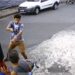 Criminosos roubam moto  e ameaçam testemunhas em plena luz do dia em Manaus