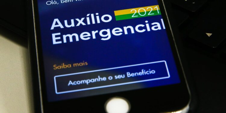 Prazo para contestar auxílio emergencial negado termina no próximo sábado (24)