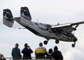 Passageiros de avião desaparecido nesta sexta, na Rússia sobrevivem a pouso forçado