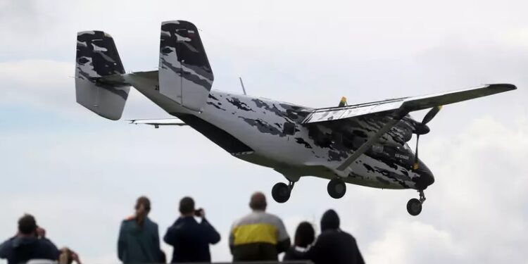 Passageiros de avião desaparecido nesta sexta, na Rússia sobrevivem a pouso forçado