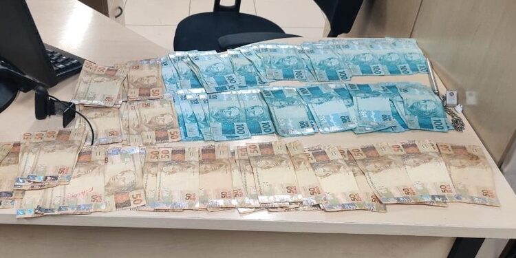 Suspeitos de roubar R$ 2 milhões de carro-forte no AM são presos