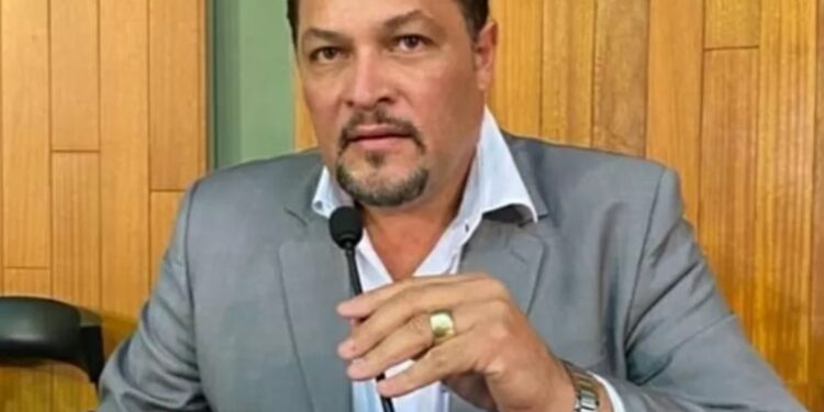 Vereador deixa áudio íntimo vazar durante sessão na Câmara “Oi amorzinho, estou cremosinho”