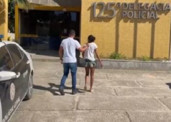 Mãe é presa por vender filha recém-nascida por R$200 para comprar droga