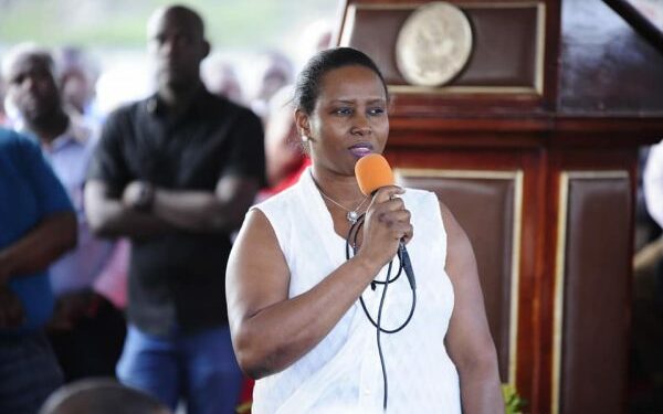 Primeira-dama do Haiti morre após ataque que matou presidente na madrugada desta quarta-feira