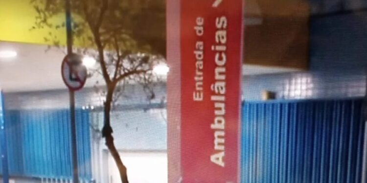 Criança de 4 anos morre ao ser baleada por desafeto do pai durante briga