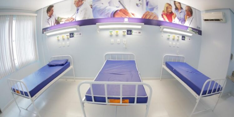 Com queda no número de casos de Covid, Amazonas deixará de usar hospital Nilton Lins