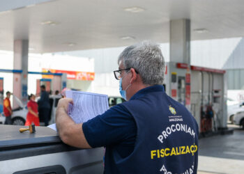 Postos de combustíveis são notificados a explicar preços abusivos em Manaus