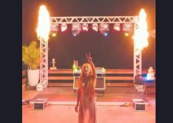 Ruivinha de Marte comemora sucesso de videoclipe lançado esta semana