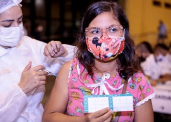 Atenção! Saiba onde se vacinar contra Covid-19 neste sábado (17)