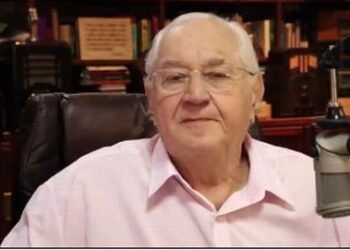 Nunca é tarde! Aos 80 anos, Boris Casoy entra para faculdade de medicina veterinária