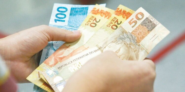 Auxílio manauara: Prefeitura divulga calendário de pagamento aos beneficiários