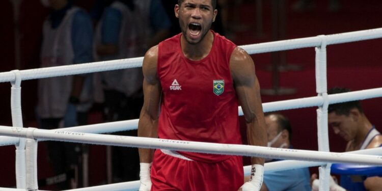 Hebert avança para semifinais no Boxe e garante medalha de bronze nas Olimpíadas