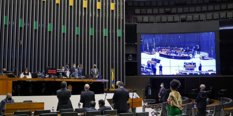 PEC do voto impresso é derrotada pelos deputados da Câmara