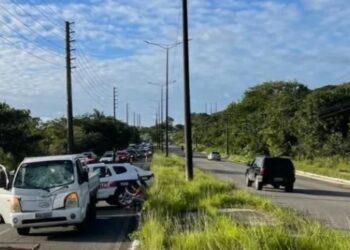 Homem morre atropelado por caminhão após ser assaltado