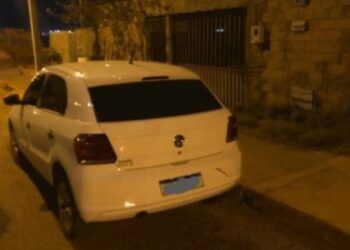 Homem viciado em drogas troca carro avaliado em R$70 mil por trouxinhas de cocaína