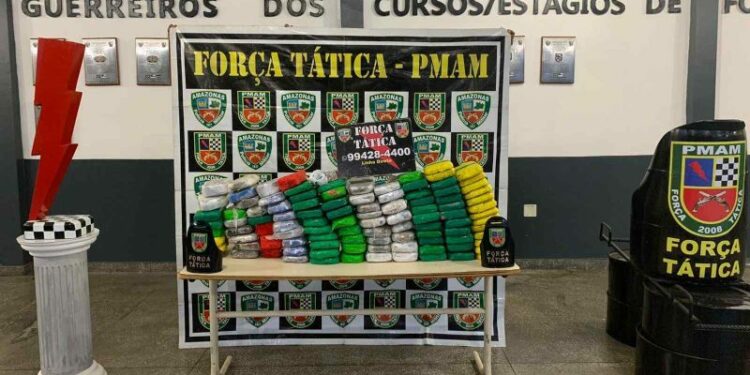 Trio é preso com 110 quilos de maconha, no Colônia Terra  Nova