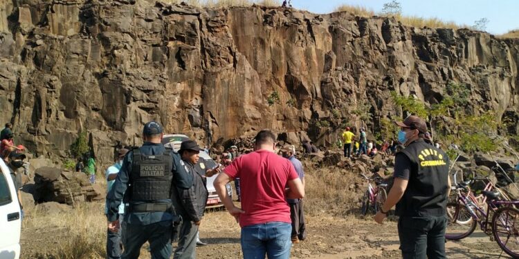Criança indígena é vítima de estupro coletivo e morre ao ter o corpo jogado em penhasco