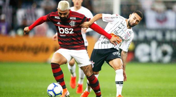 Hoje tem clássico do futebol brasileiro: Corinthians e Flamengo jogam pelo Brasileirão