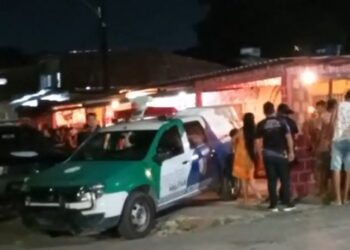 Adolescente é executado com cerca de 20 tiros após passar o dia trabalhando em obra na zona Leste
