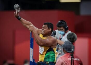 Paralimpíadas: Wallace Santos quebra recorde mundial e leva ouro no arremesso de peso