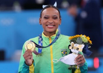 É ouro! Receba conquista medalha inédita no salto para o Brasil