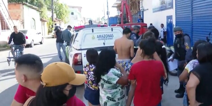 Homem é executado após ser perseguido por dupla, no Tancredo Neves