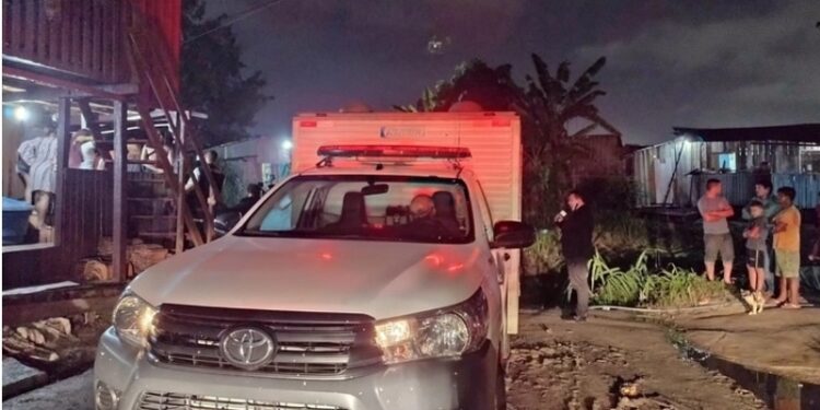 Jovem é executado com diversos tiros na cabeça, no Jorge Teixeira