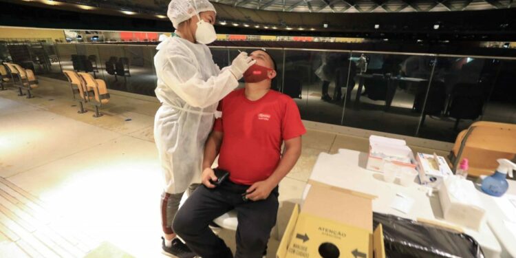 Testagem para Covid-19 em público que irá participar de evento teste com show de Tierry iniciam em Manaus